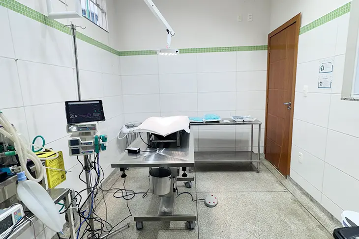 Centro cirúrgico clínica veterinária 24h Petzfera