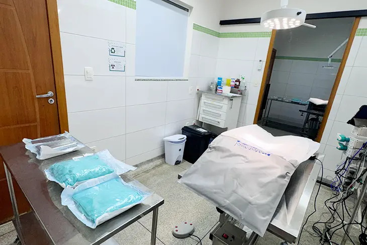 Centro cirúrgico clínica veterinária 24h Petzfera